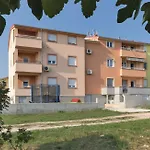 Soba Sanja Pola